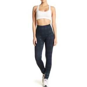 SPANX Look at Me Now Blue Tie-Dye Leggings Size Medium